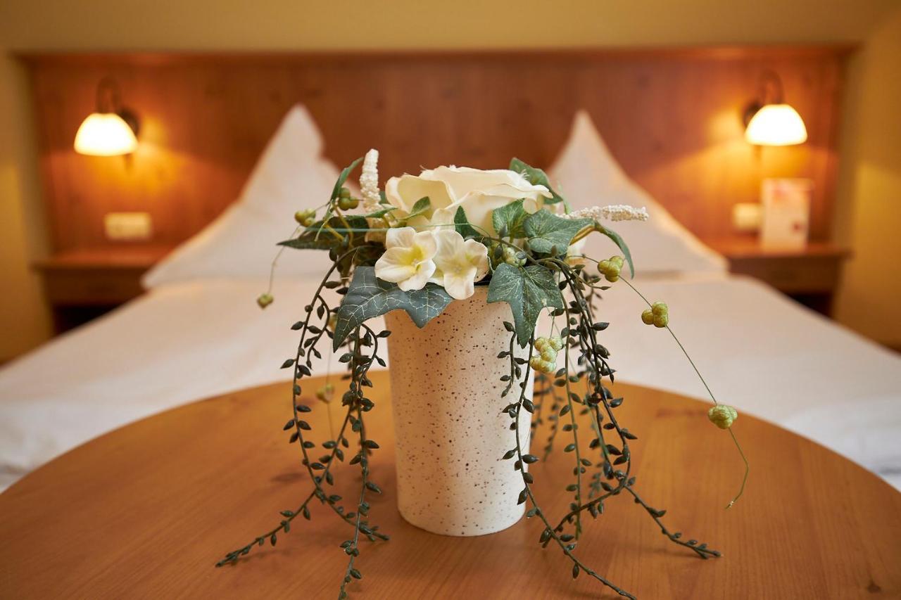 Gasthof-Hotel Zur Post Samerberg Kültér fotó