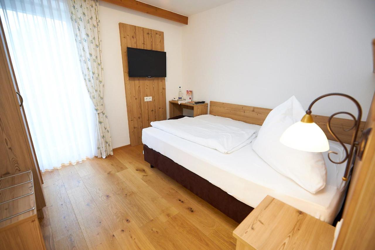 Gasthof-Hotel Zur Post Samerberg Kültér fotó