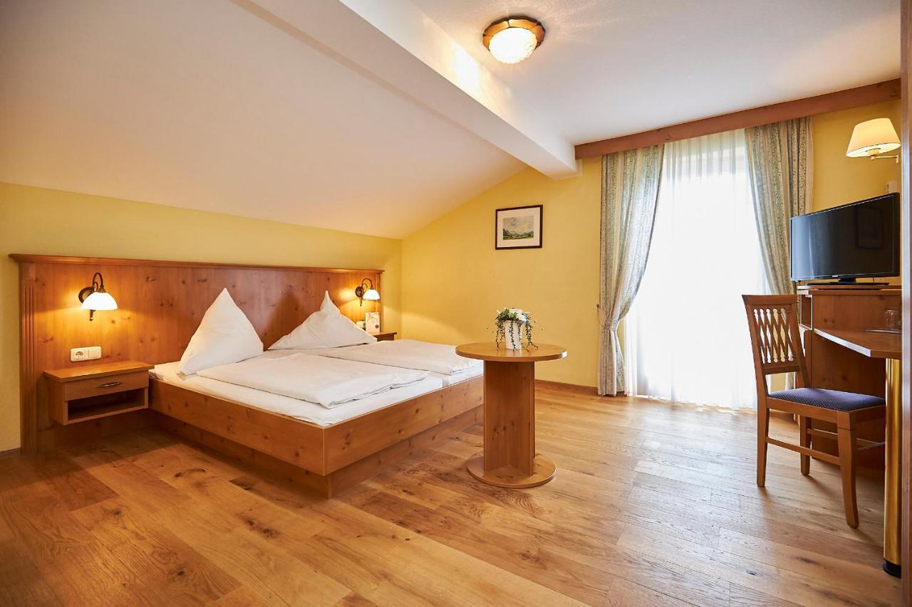 Gasthof-Hotel Zur Post Samerberg Kültér fotó