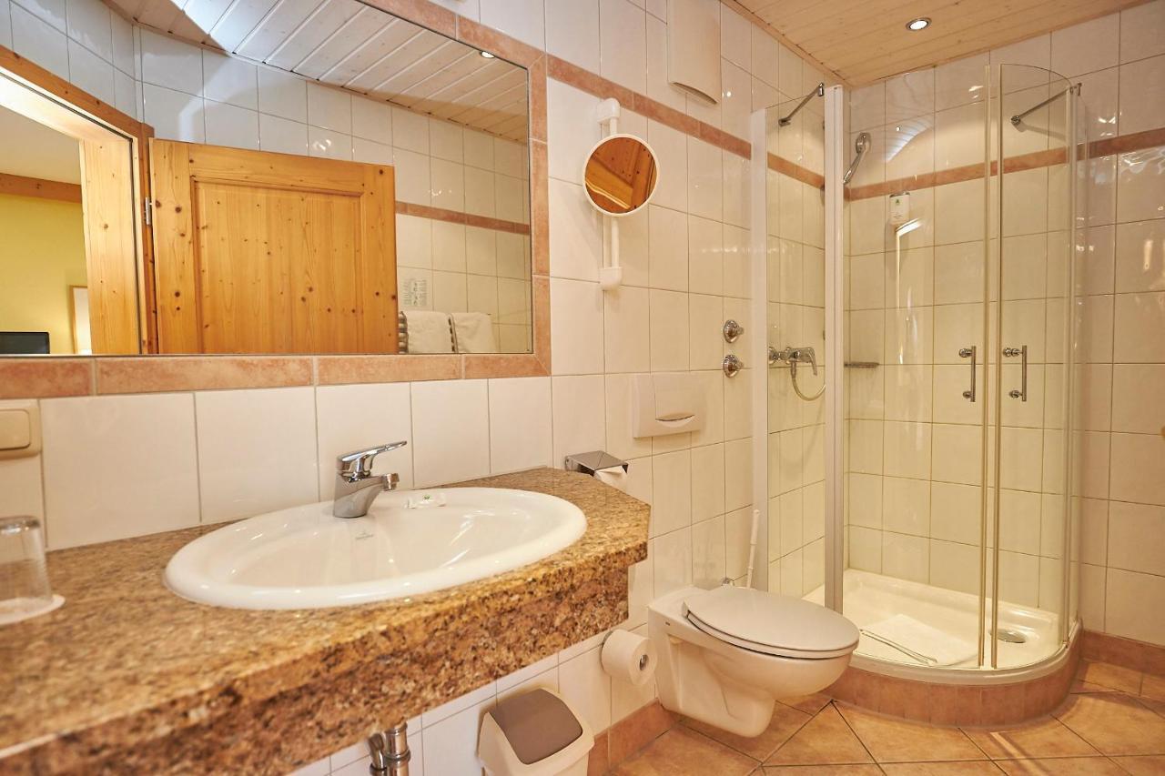 Gasthof-Hotel Zur Post Samerberg Kültér fotó